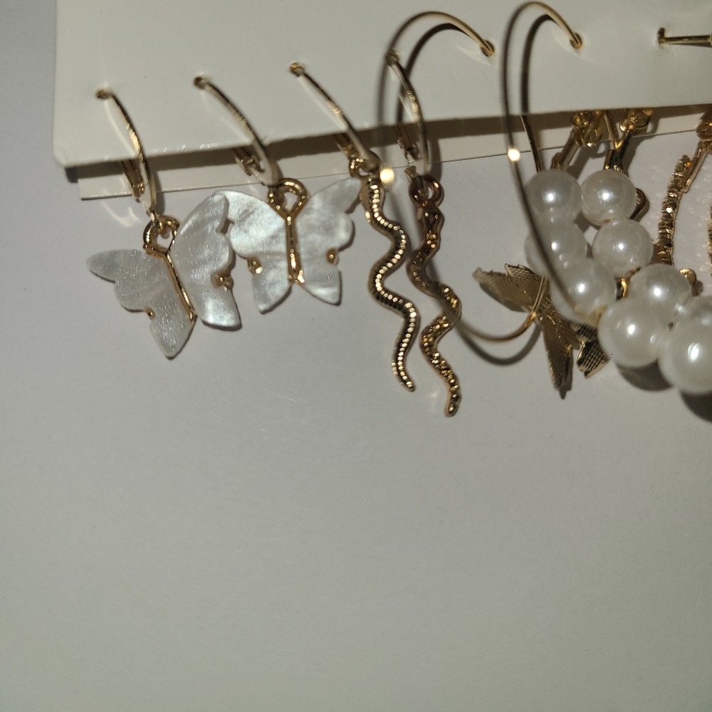 Earring set - Picture 2 of 3